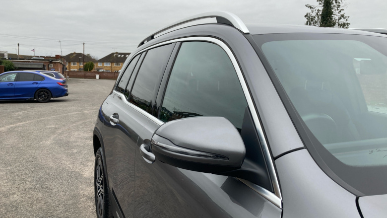 Mercedes-Benz Eqb 350 4M 215kW AMG Line Executive 66.5kWh 5dr At Electric Estate